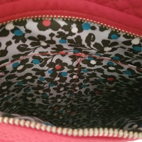 Vera Bradley Solid Red Quilted Cross Body Bag / Trending Color for Holidays! - Picture 6 of 9